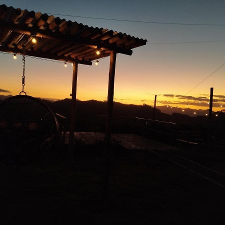 Chalés Pôr Do Sol Caparaó Velho Exterior foto